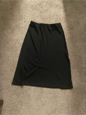 Black satin Midi Skirt
